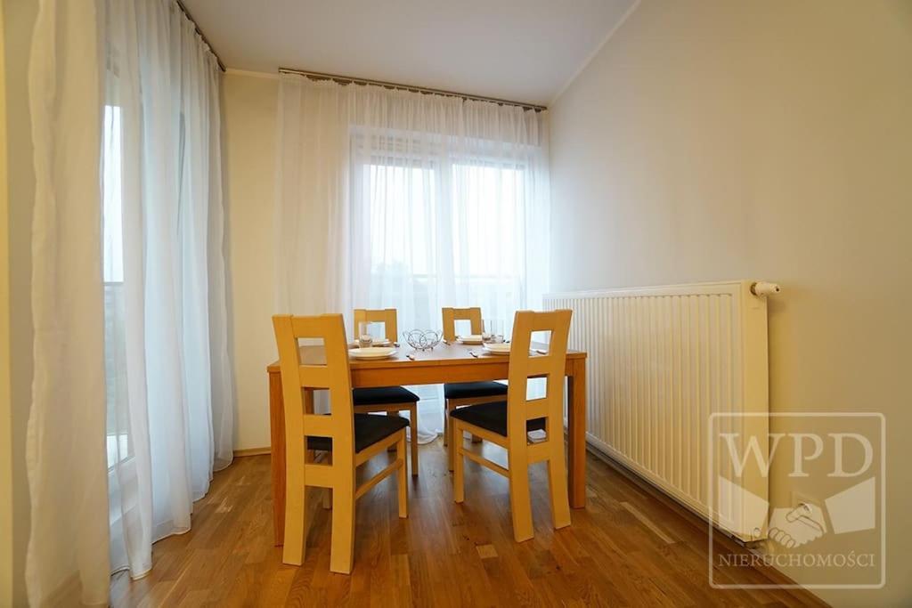 Modern Apartment-City Center-New Building-Garage Вроцлав Экстерьер фото